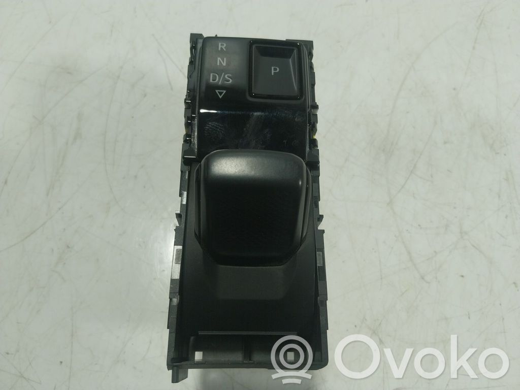 Cupra Leon Vaihdetanko 