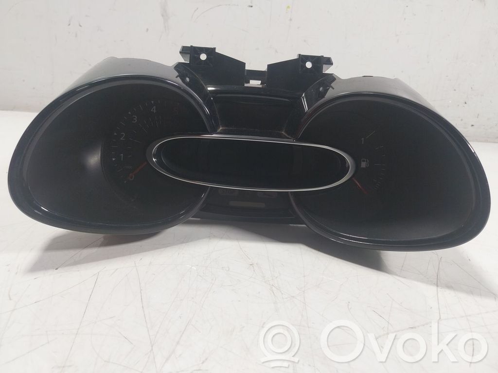 Renault Clio IV Speedometer (instrument cluster) 