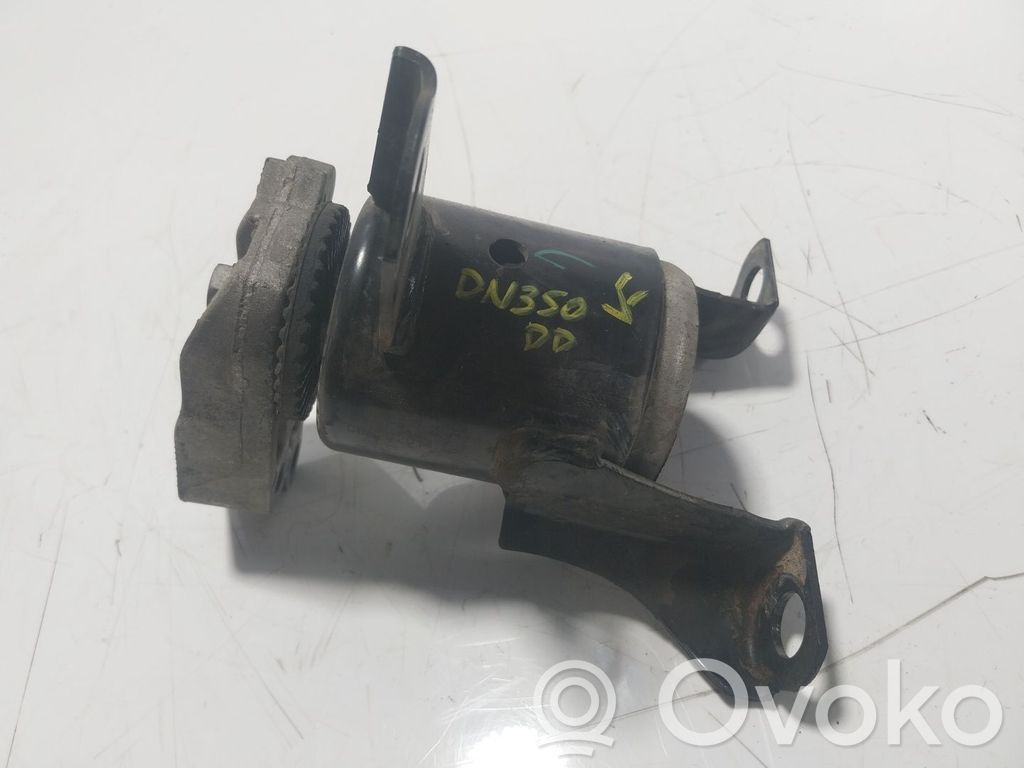 Ford B-MAX Engine mount bracket 