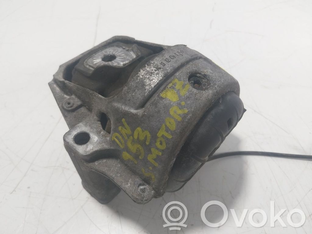 Soporte de montaje del motor   8K0198381BN