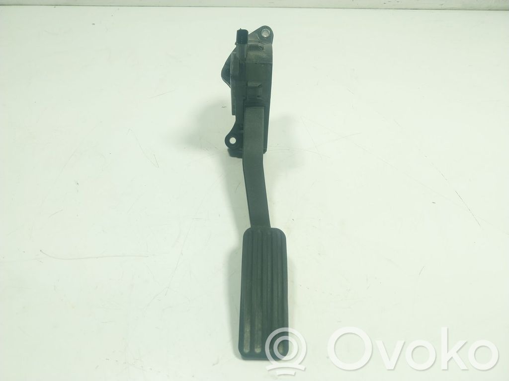 Acceleration sensor   LR062129
