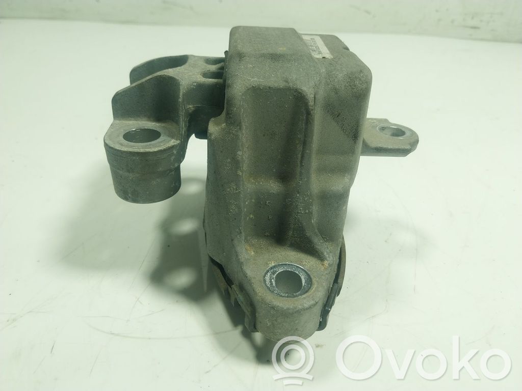 Opel Mokka X Engine mount bracket 