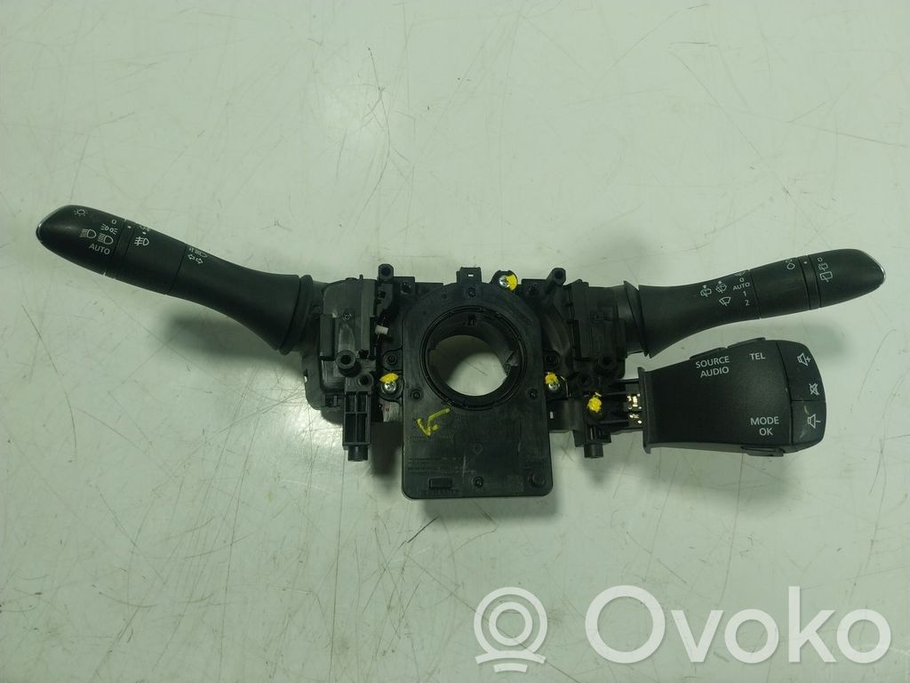 Interruptor de control del panel de luces   255678341R,255678341R