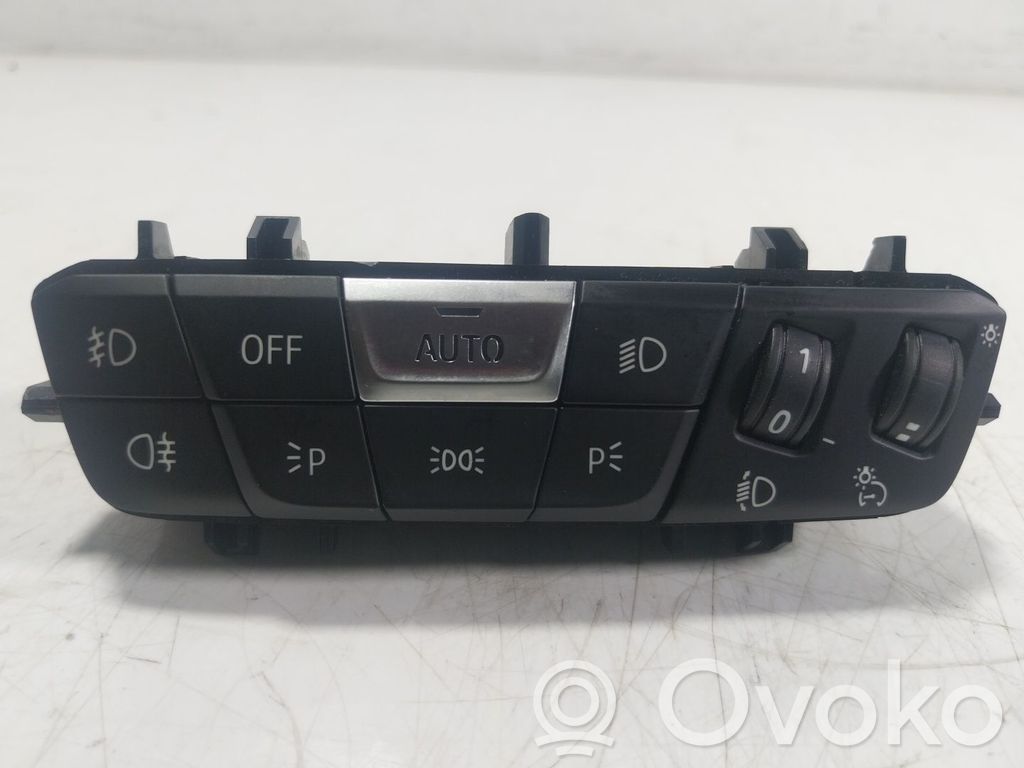 BMW 1 F40 Panel lighting control switch 