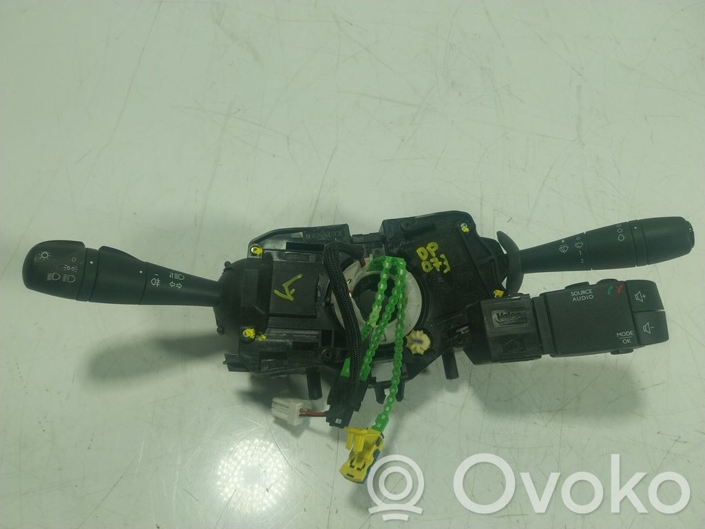 Interruptor de control del panel de luces   255403121R,255675067R,252605466R