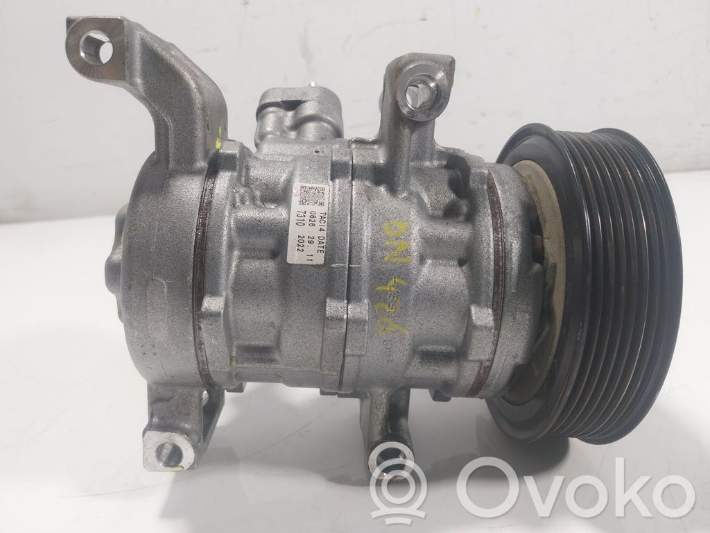 Toyota Hilux VIII Kompresor / Sprężarka klimatyzacji A/C 