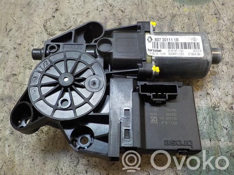 Renault Fluence Alzacristalli elettrico della portiera anteriore 