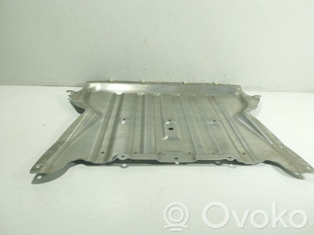 BMW 5 G30 G31 G38 Protezione anti spruzzi/sottoscocca del motore 