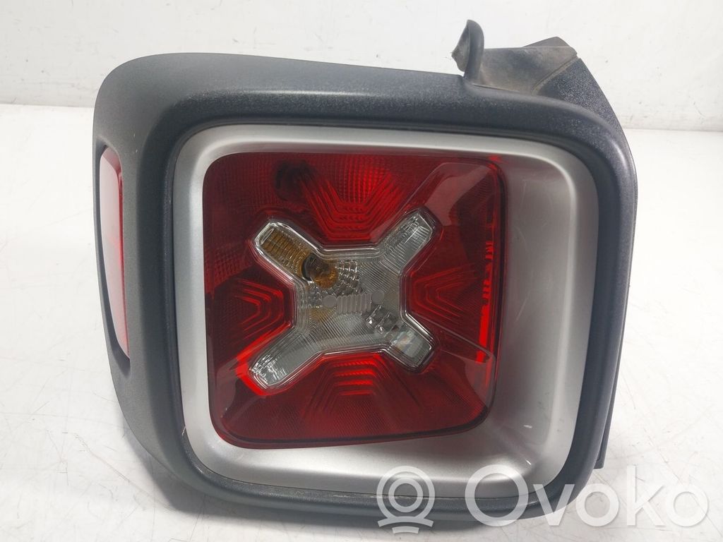 Jeep Renegade Lampa tylna 
