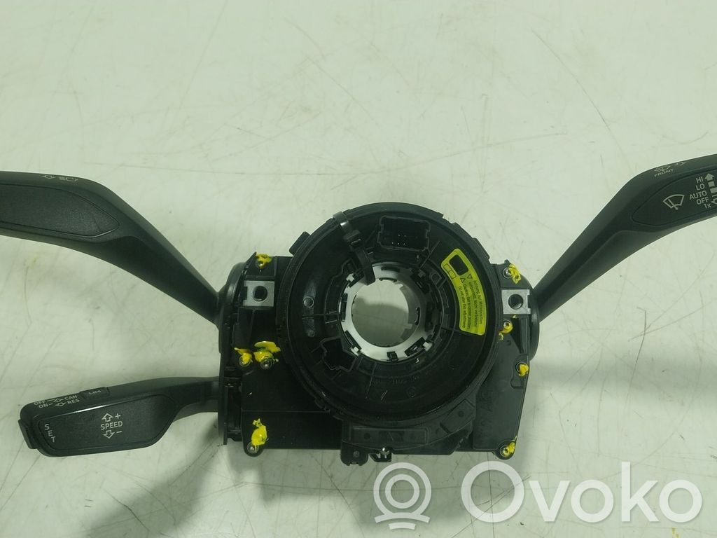 Suuntavilkun vipu   4N0907129S,4N0907129S