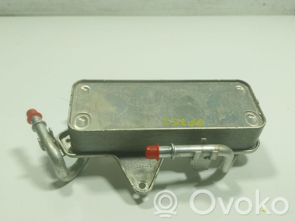 Porsche Cayenne (9Y0 9Y3) Mocowanie / uchwyt filtra oleju 