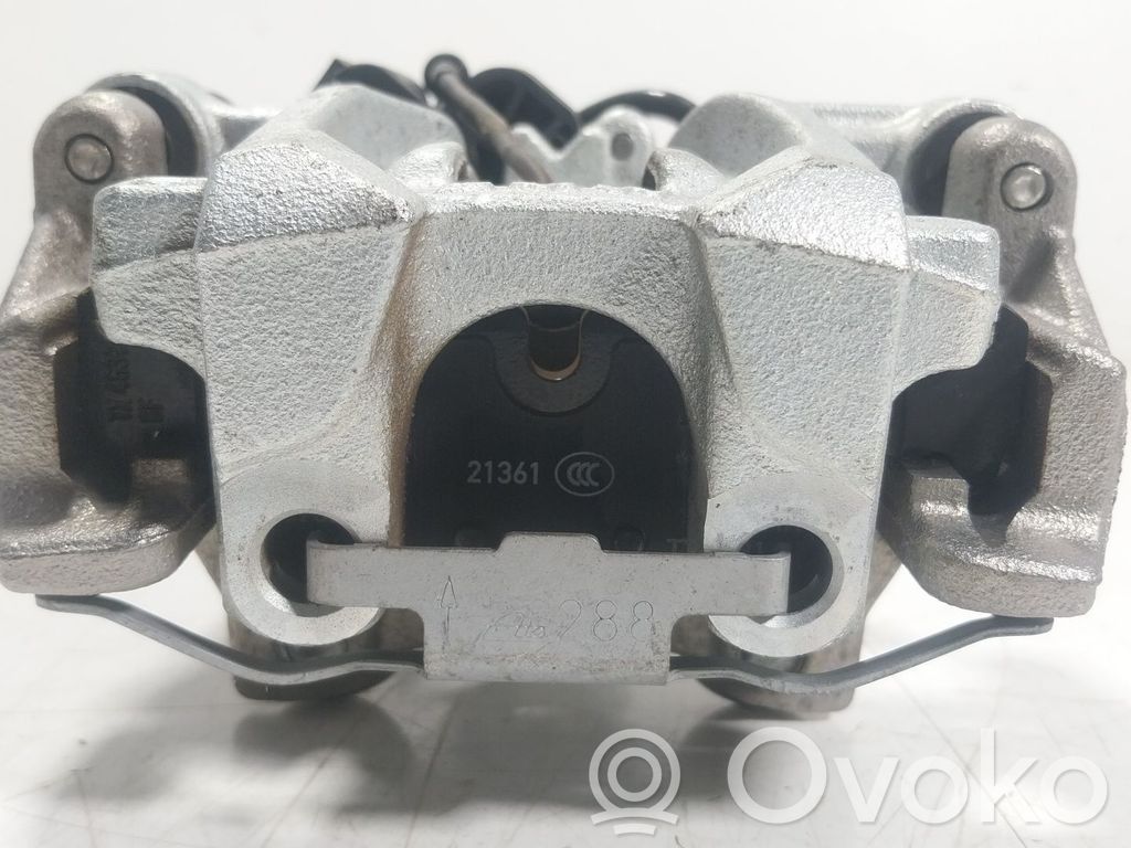 BMW 2 F46 Support d'étrier arrière