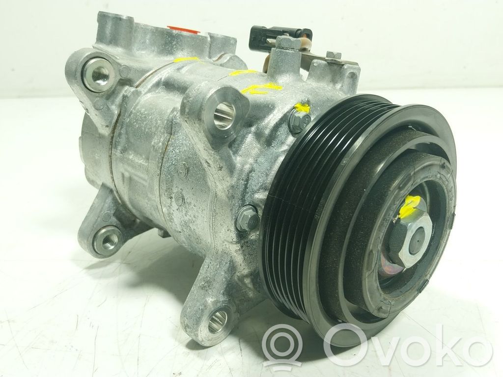BMW 4 G22 G23 G24 G26 Compresor (pompă) aer condiționat (A/C) 