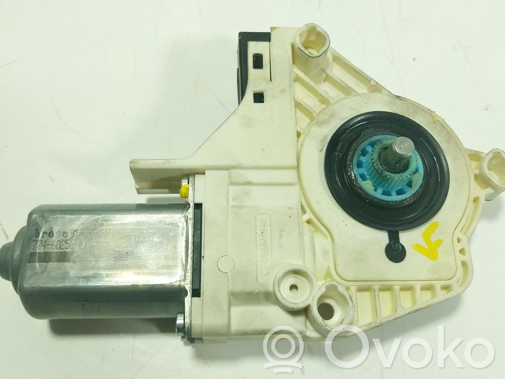 Land Rover Discovery 4 - LR4 Alzacristalli della portiera posteriore con motorino
