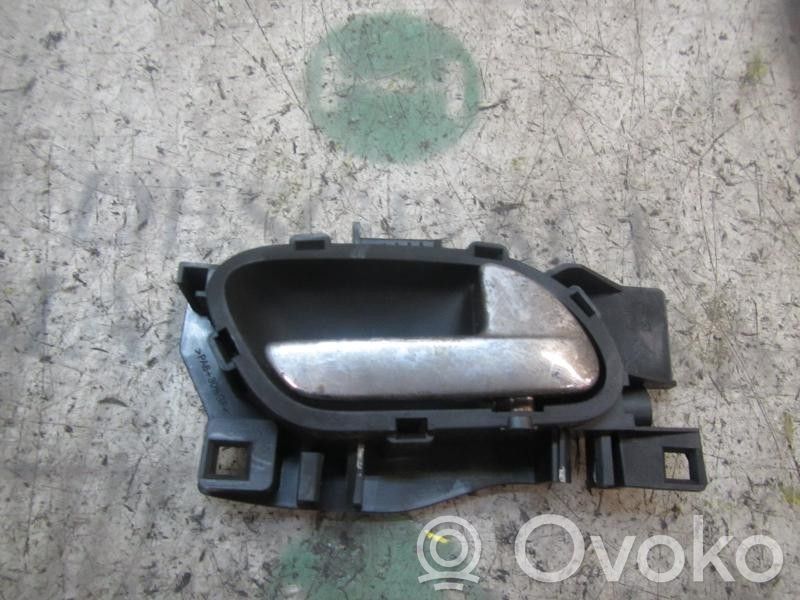Manecilla interna puerta trasera   9144A5