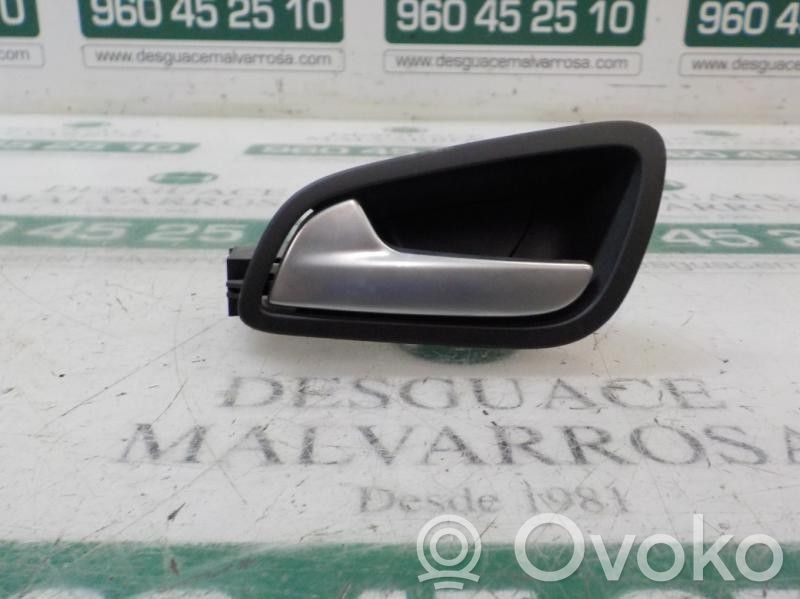 Ford Kuga II Manecilla interna puerta trasera 