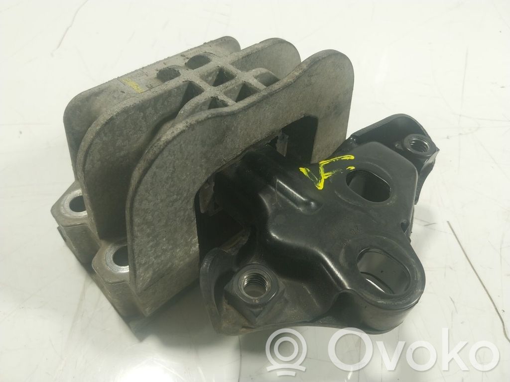Ford Transit Engine mount bracket 