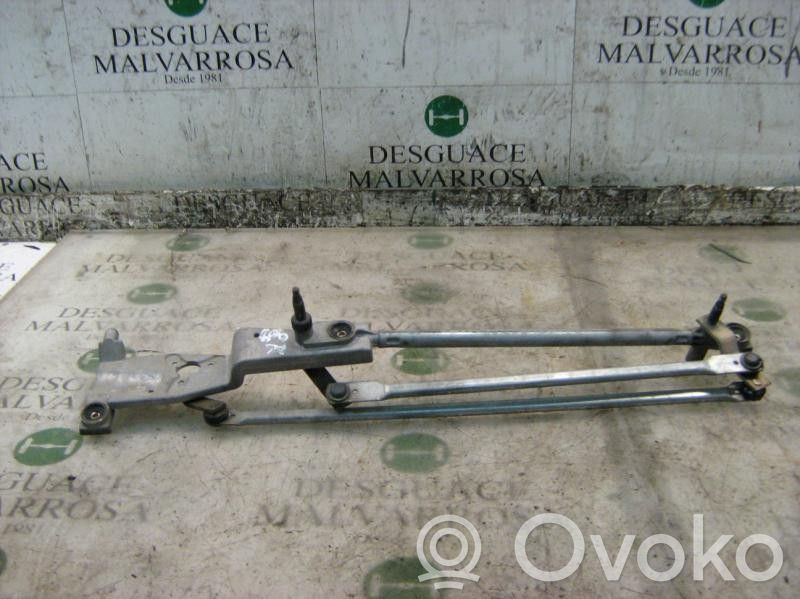 Front wiper blade arm