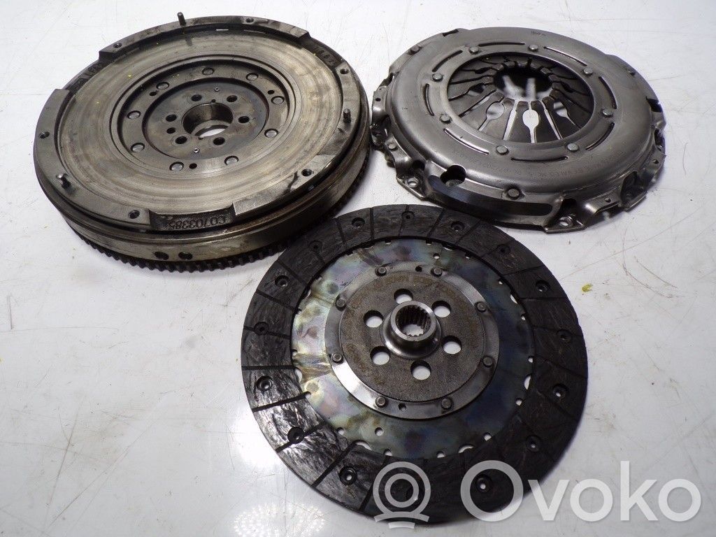 Ford Tourneo Sankabos komplektas 