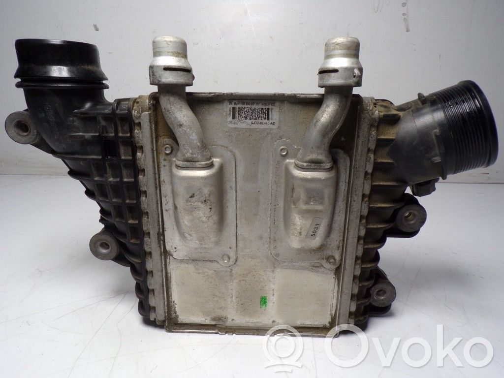Radiator intercooler   LR095900,GJ329L440AD