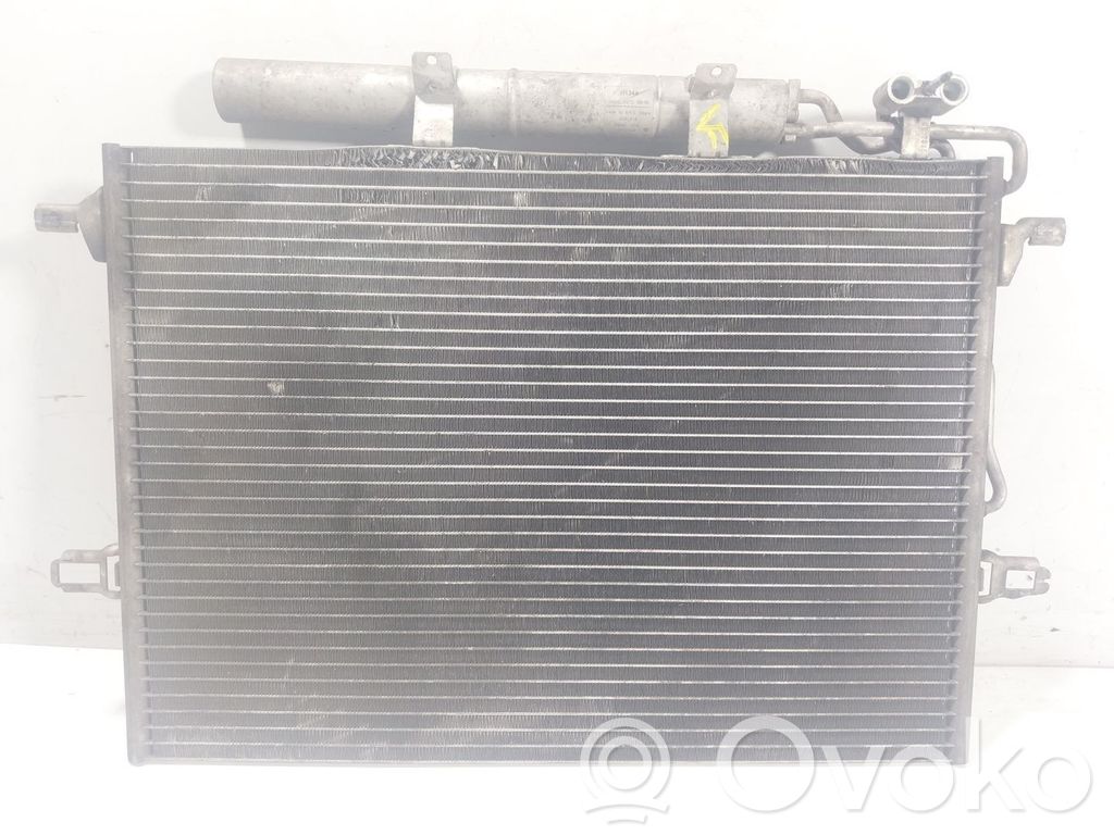 Mercedes-Benz CLS C219 Radiatore di raffreddamento A/C (condensatore)