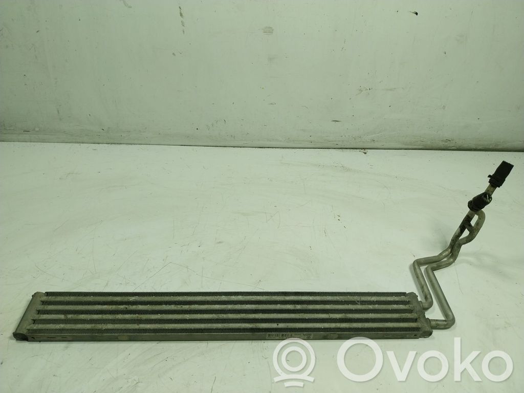 Volkswagen Touareg I Radiatore dell’olio del motore 