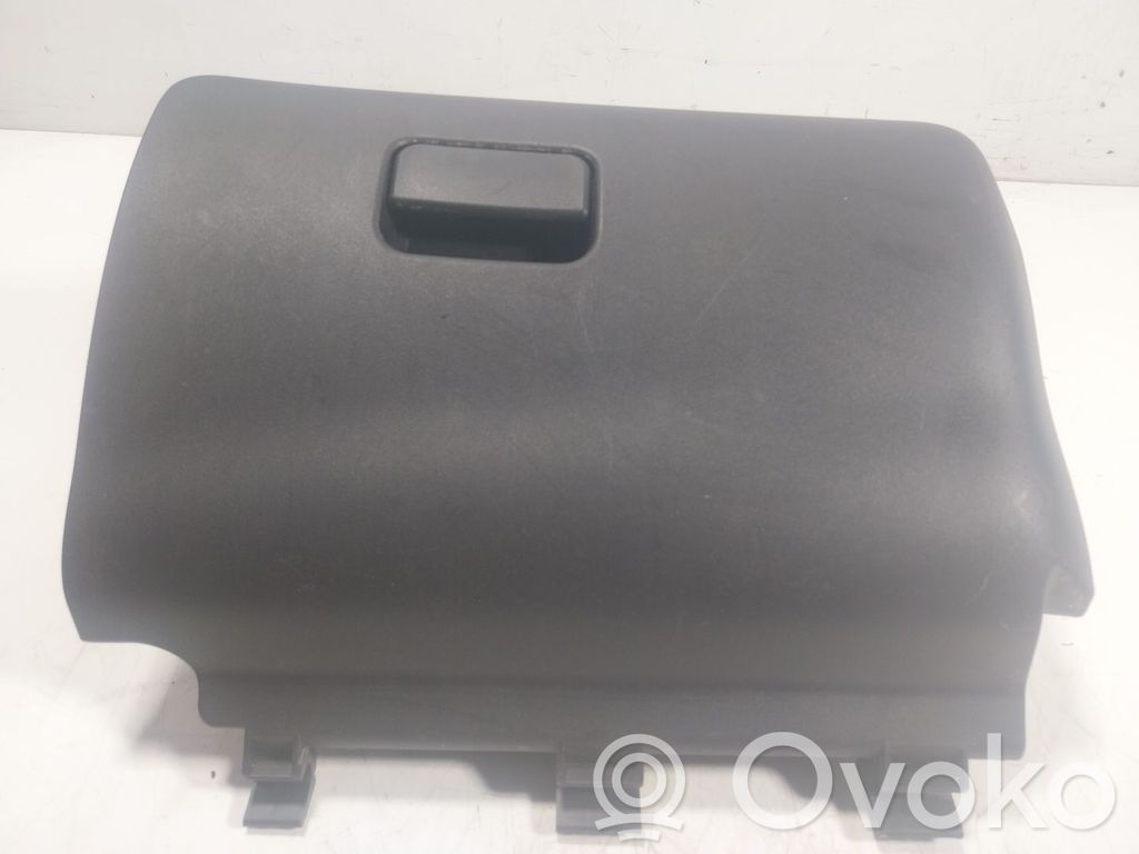 Citroen C-Zero Glove box 
