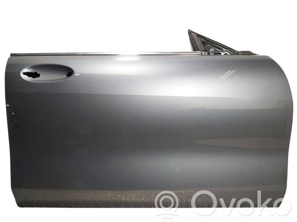BMW 8 G15 Puerta delantera 