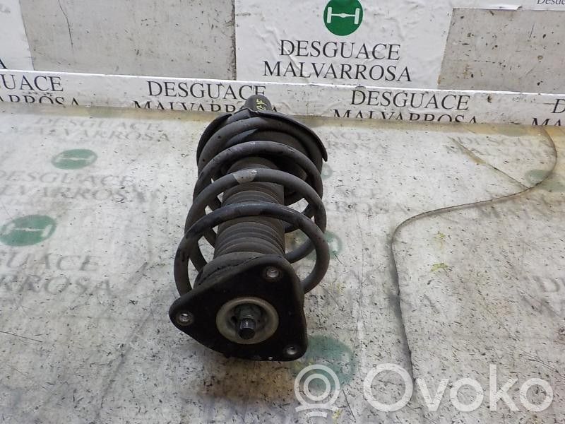 Mazda 3 II Etuiskunvaimennin kierrejousella 