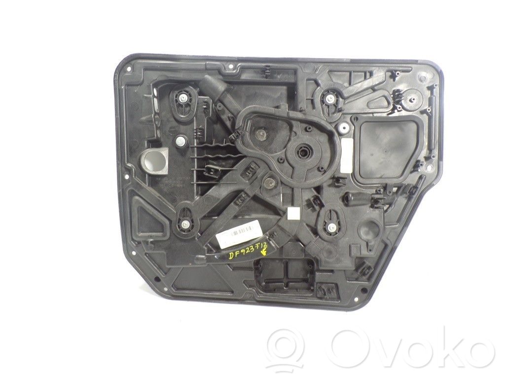 Lancia Voyager Macara geam spate fără motor