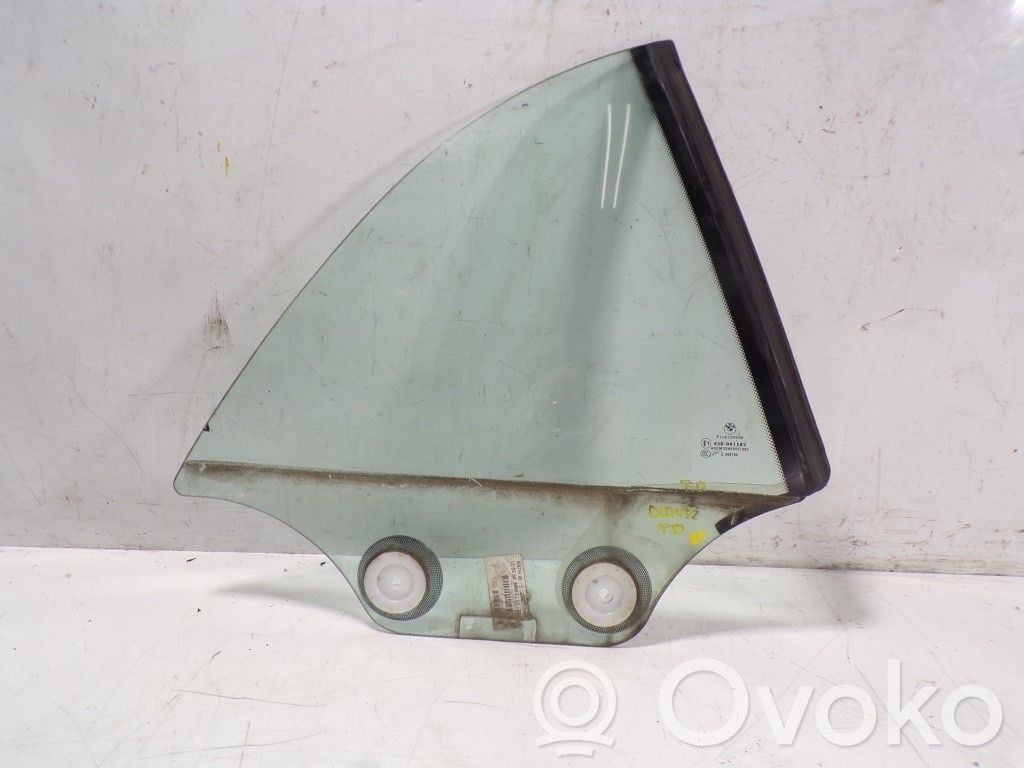 BMW 1 E81 E87 Rear door window glass 