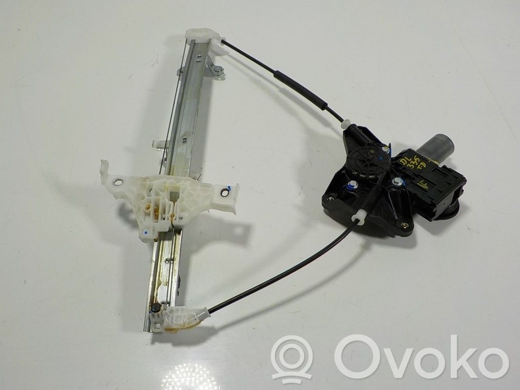 Toyota Yaris Elektryczny podnośnik szyby drzwi tylnych 