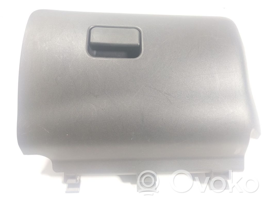 Citroen C-Zero Glove box 