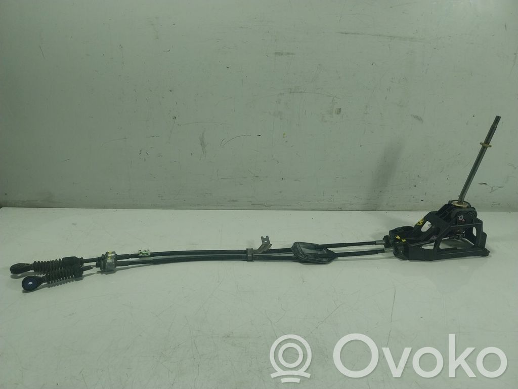 Toyota Aygo AB40 Vaihdetanko 