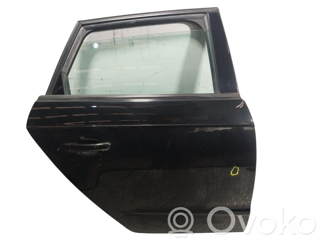 Puerta trasera   8V4833052E