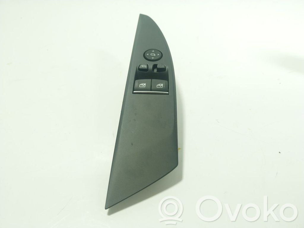 BMW 8 G15 Electric window control switch 