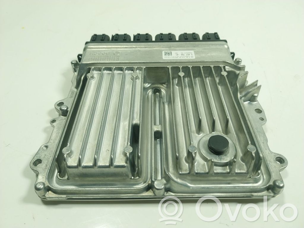 Engine control unit/module   12149897837,5A5778401