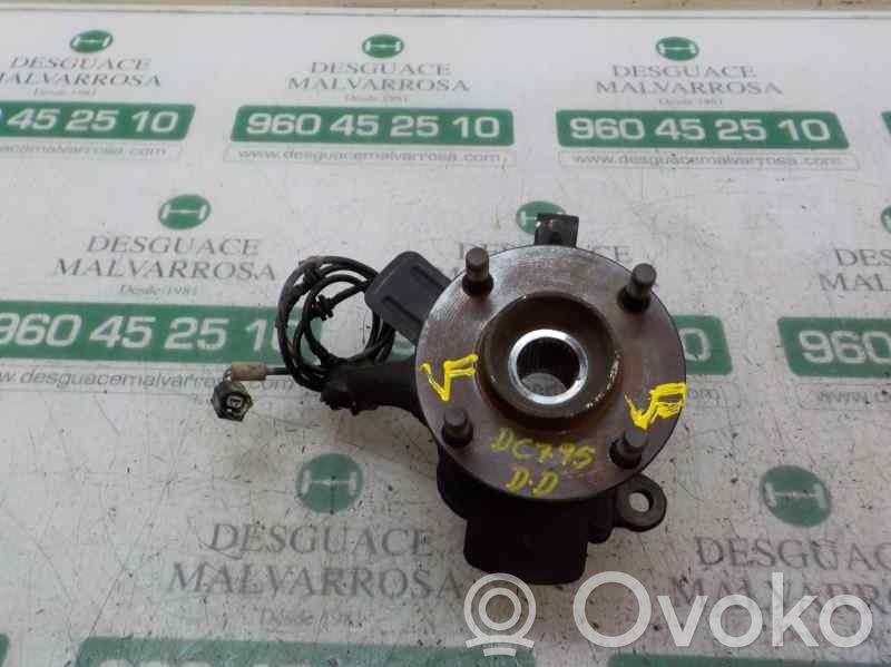 Nissan NV200 Achsschenkel vorne 