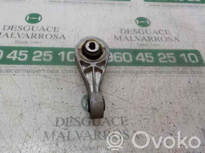 Nissan NV200 Engine mount bracket 