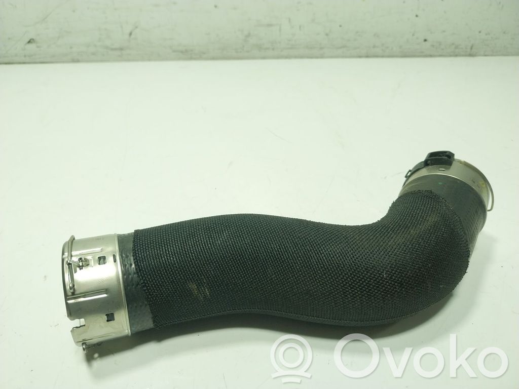 BMW X6 M Tubo flessibile intercooler 