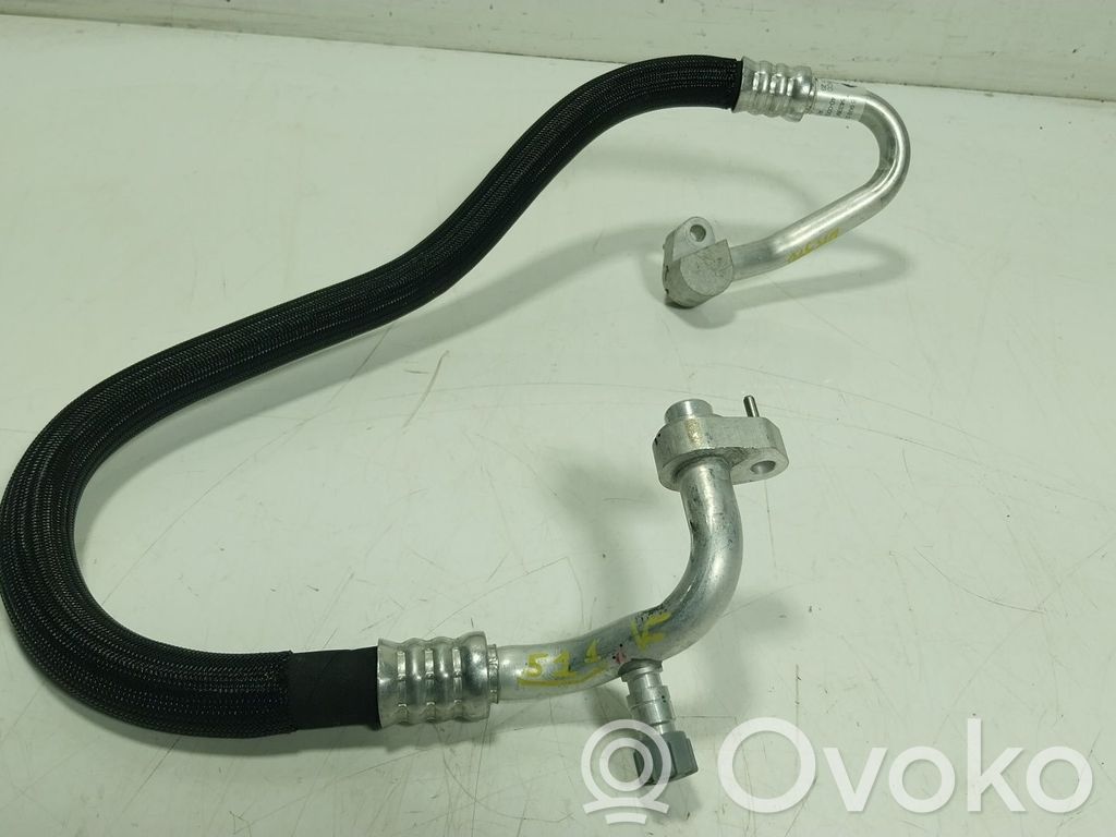 BMW X5 G05 Ilmastointilaitteen putki (A/C) 