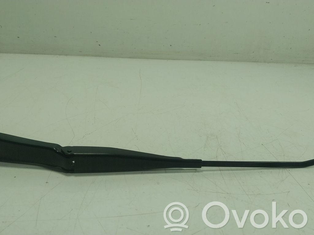 BMW 2 F46 Ramię wycieraczki szyby przedniej / czołowej 