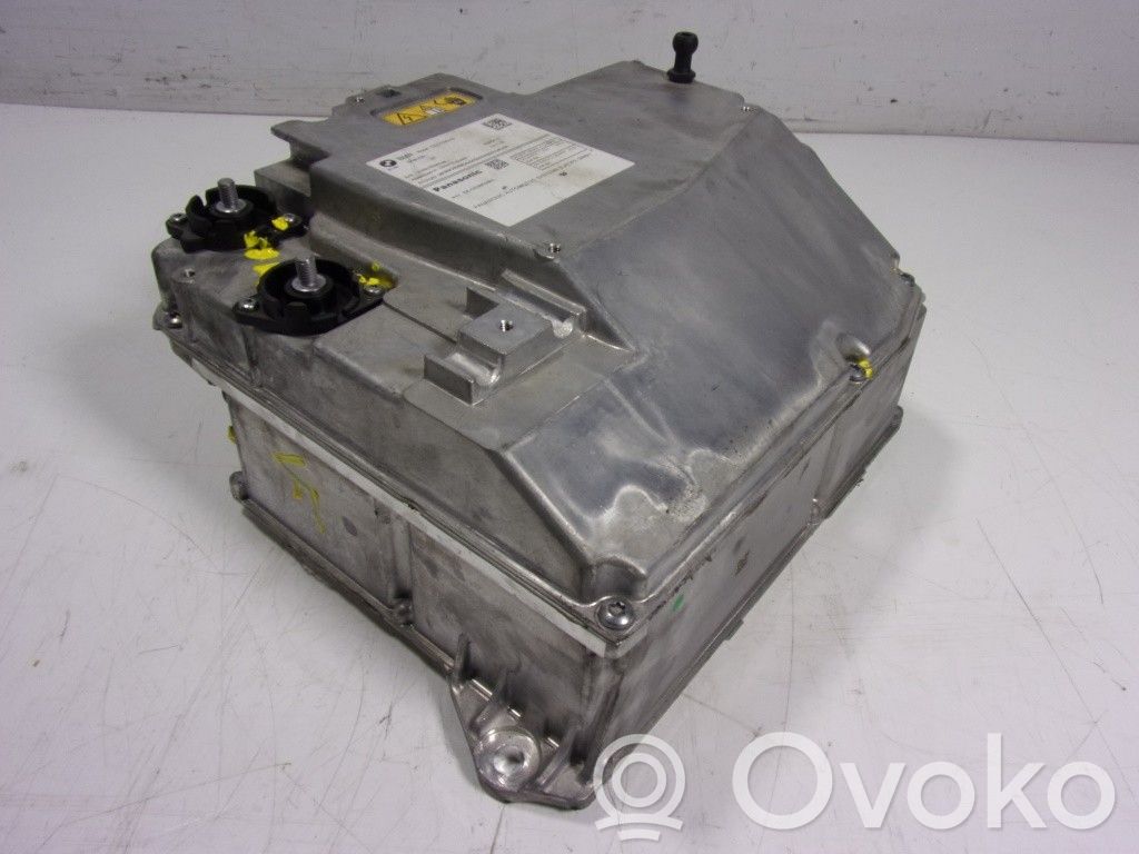 BMW iX3 G08 Convertor tensiune/modul convertizor 