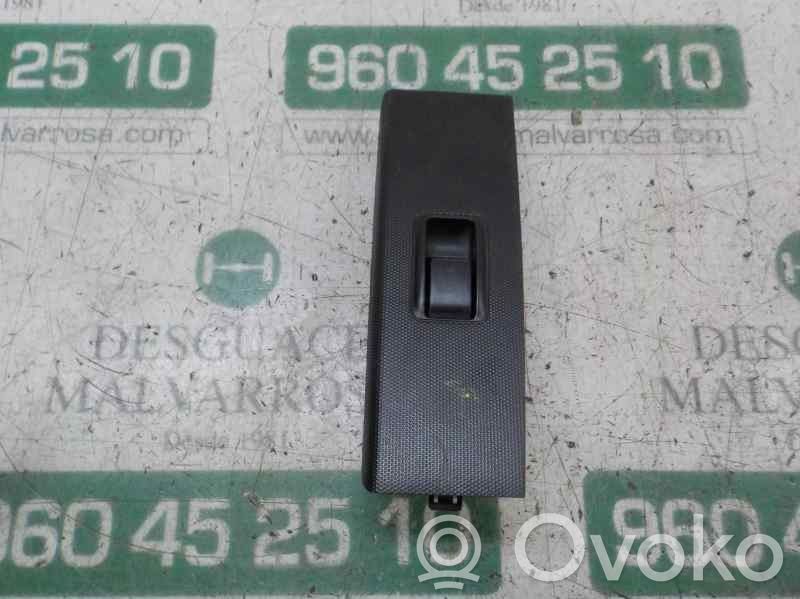 Przyciski szyb   848100F010