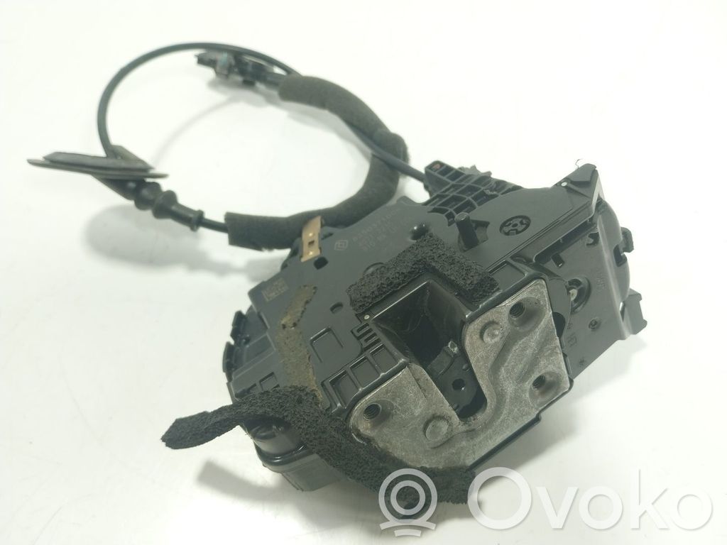 Cerradura de puerta trasera   825037100R,825037100R