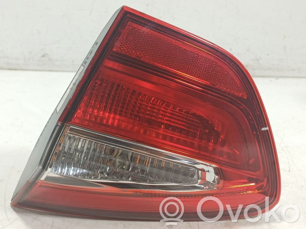 KIA Rio Lampă spate în caroserie 