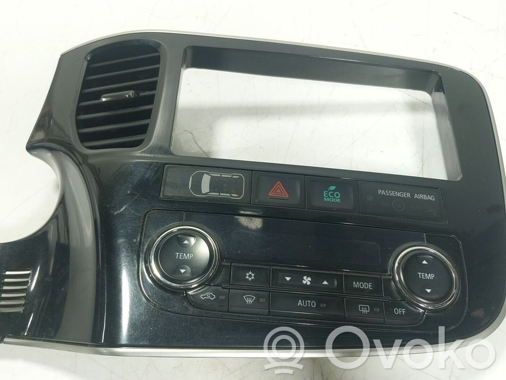 Mitsubishi Outlander Panel klimatyzacji