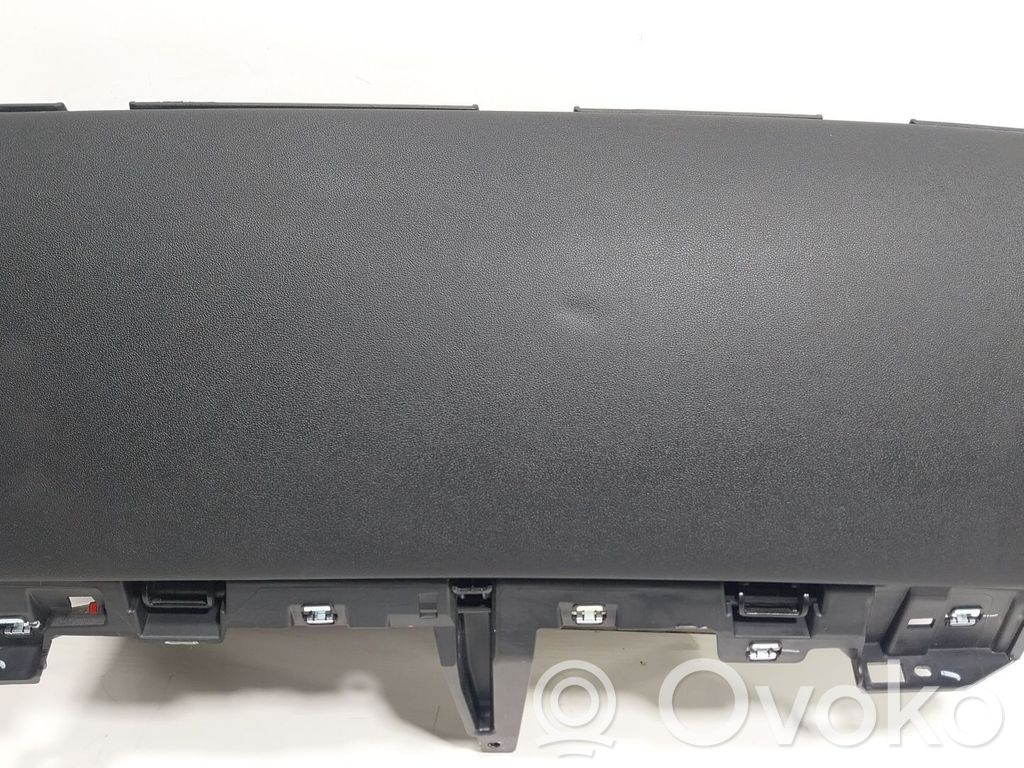 Tesla Model S Handschuhfach 