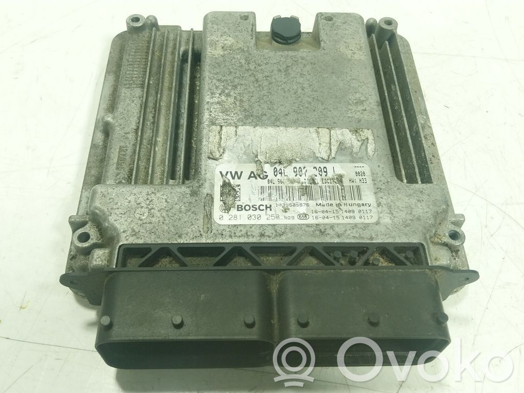 Audi A4 Allroad B9 Engine control unit/module 