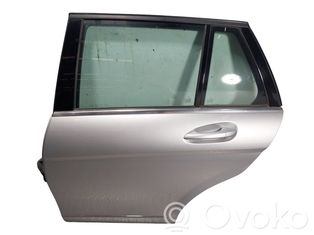 Puerta trasera   A2047300305